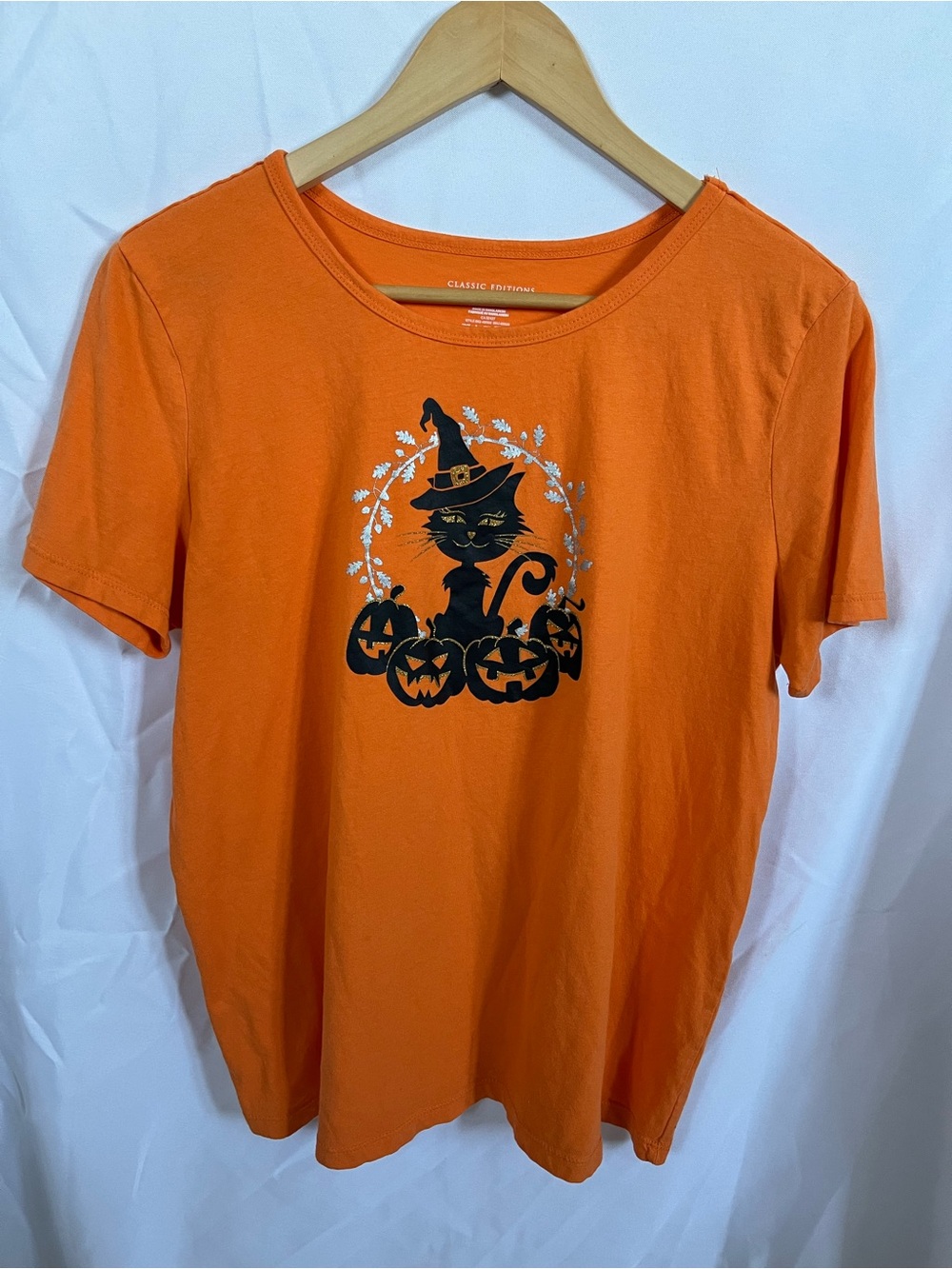 Orange Halloween Cat Graphic Tee